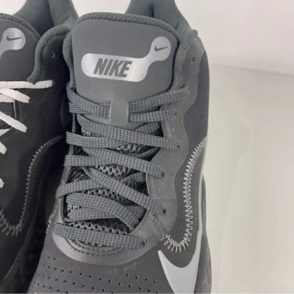 Nike renew elevate